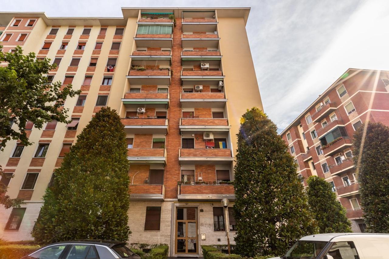 Rosselli 13 Milan Apartment Eksteriør billede